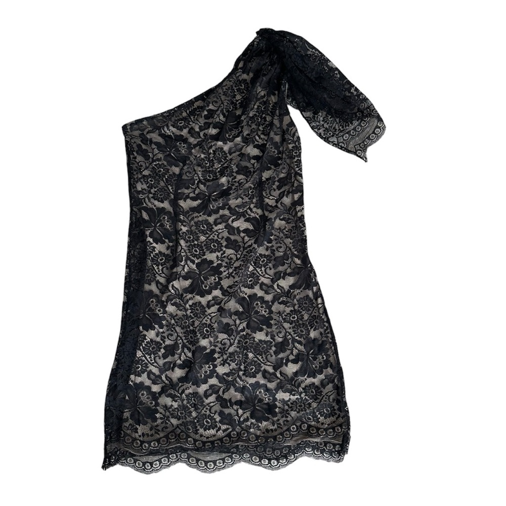 Black lace dress size L